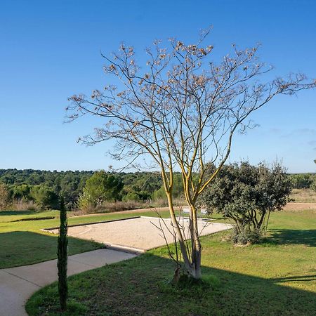 Ibis Styles Cabries Aix-En-Provence Tgv Hotel Bagian luar foto