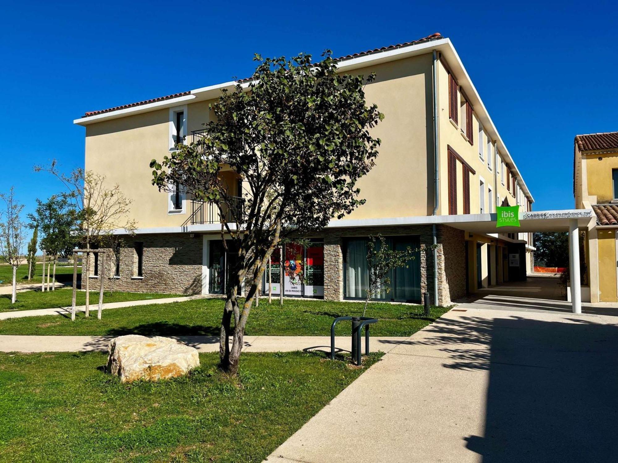 Ibis Styles Cabries Aix-En-Provence Tgv Hotel Bagian luar foto