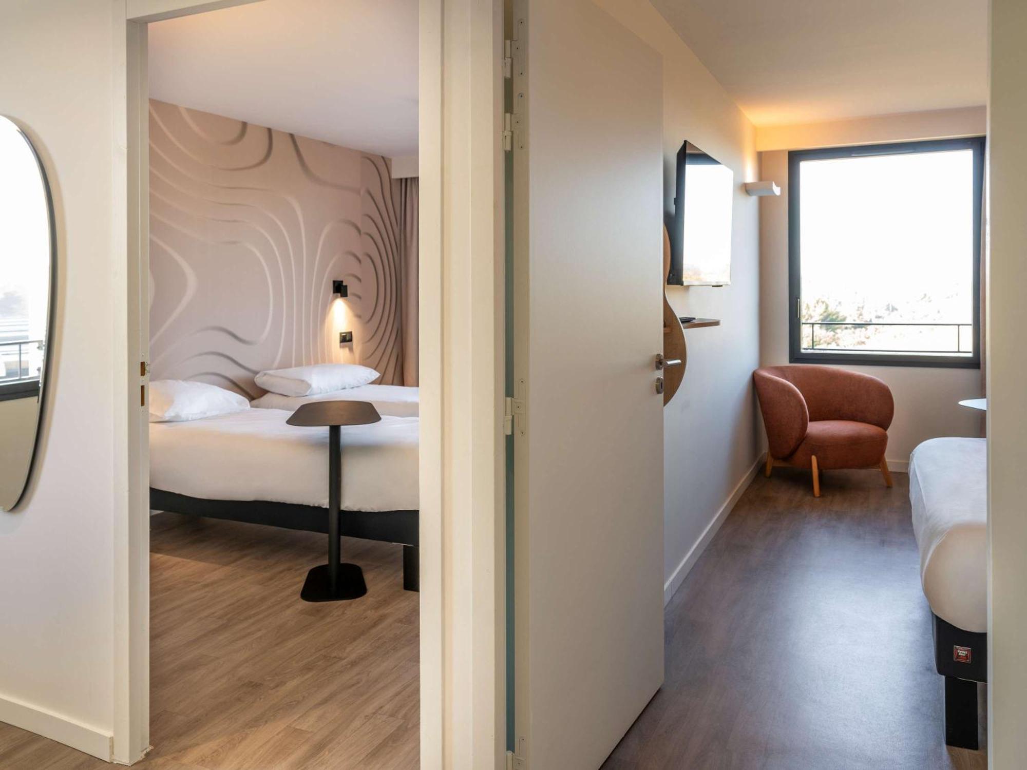 Ibis Styles Cabries Aix-En-Provence Tgv Hotel Bagian luar foto