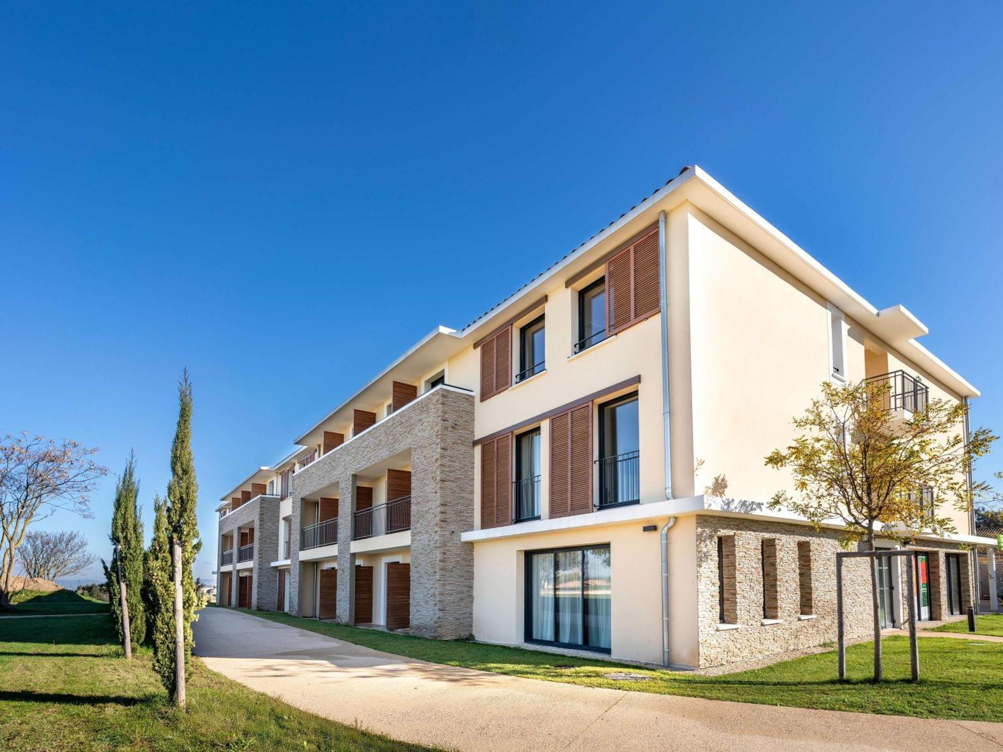 Ibis Styles Cabries Aix-En-Provence Tgv Hotel Bagian luar foto