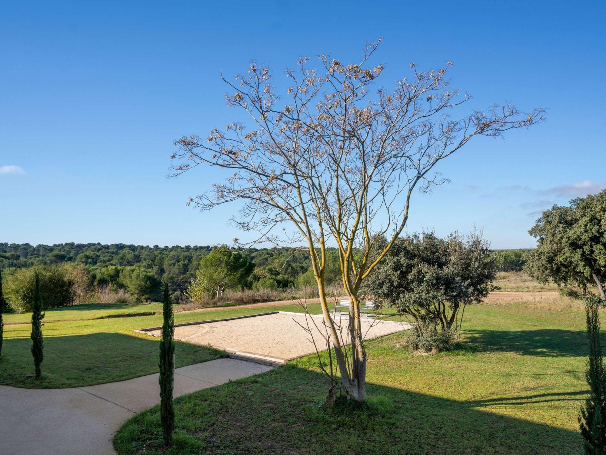 Ibis Styles Cabries Aix-En-Provence Tgv Hotel Bagian luar foto